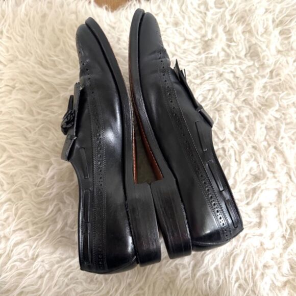 Allen Edmonds Kiltie Black Leather Wingtip Tassel Loafer | Size 10D main image 6